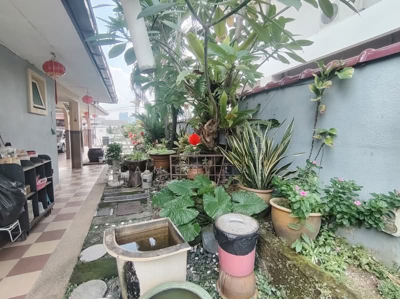 Semi-Detached House for Sale in SS 3, Taman Universiti (Petaling Jaya) - James Law - PropertyGuru.com.my