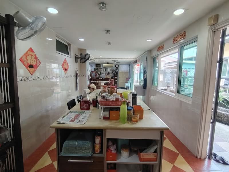 Semi-Detached House for Sale in SS 3, Taman Universiti (Petaling Jaya) - James Law - PropertyGuru.com.my