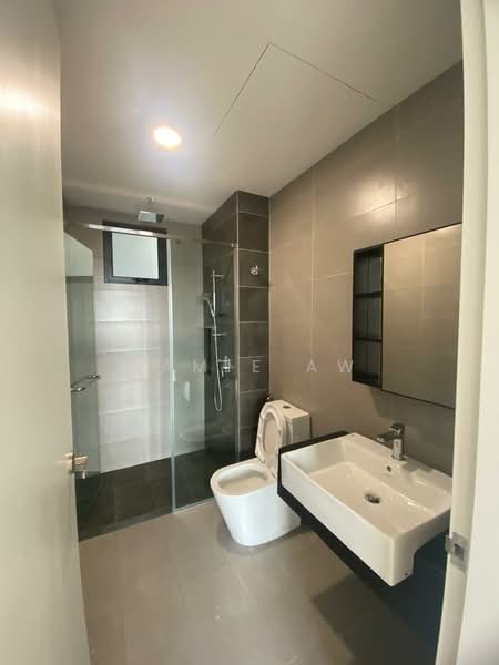 Servis Apartment untuk Disewa di Core Residence @ TRX - Jamie Aw - Bathroom - PropertyGuru.com.my