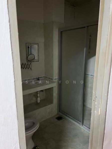 Rumah Teres 2 Tingkat untuk Dijual di Taman Selayang Jaya (Selayang) - Sean Yong - Bathroom - PropertyGuru.com.my