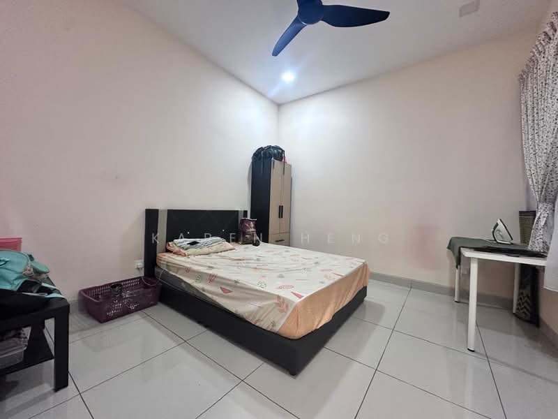 Cluster House for Sale in Johor Bahru (Johor) - Karen Heng - Bedroom - PropertyGuru.com.my