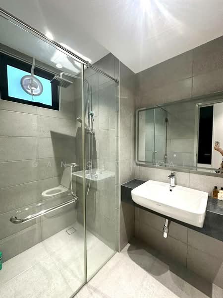 Waterside Residence untuk Untuk Disewa - RM 4,500 /bulan, Mac 2026 - Bathroom - PropertyGuru.com.my