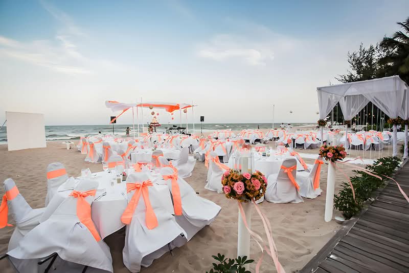 Hotel / Resort for Rent in Bandar Pelancongan Pantai Kijal (Kijal) - Seamus Kor - Exterior - PropertyGuru.com.my