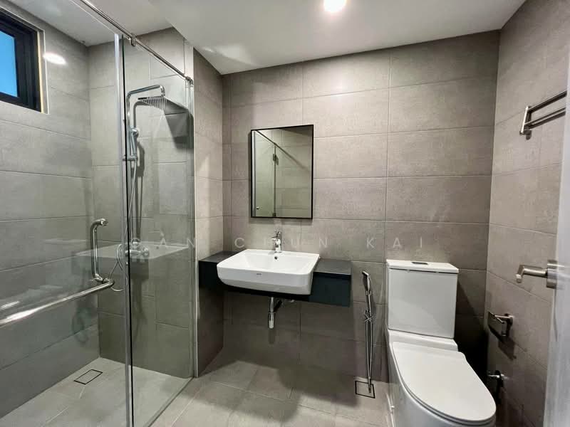 Waterside Residence untuk Untuk Disewa - RM 3,500 /bulan, Mac 2026 - Bathroom - PropertyGuru.com.my