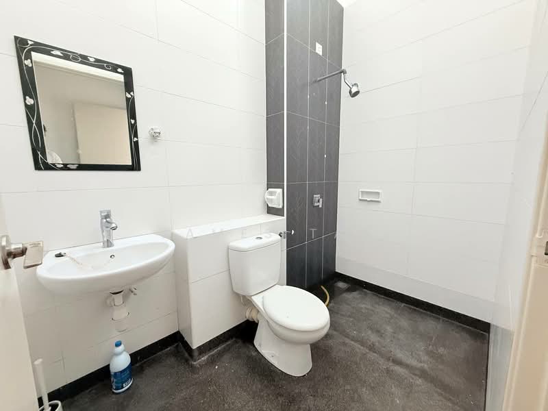 Garden Villas, Bukit Indah untuk Untuk Dijual - RM 1,350,000, Mac 2026 - Bathroom - PropertyGuru.com.my