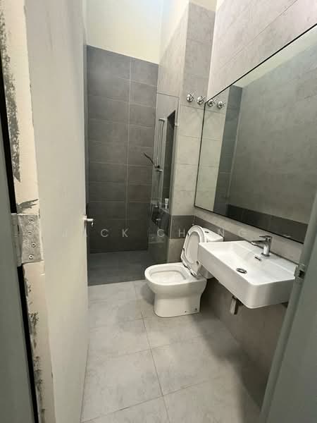 Hampton Residences untuk Untuk Dijual - RM 1,400,000, Mac 2026 - Bathroom - PropertyGuru.com.my