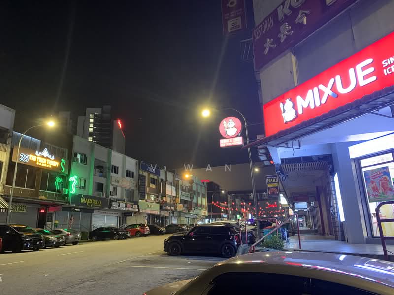 Shop for Rent in Petaling Jaya (Selangor) - V Wan - Exterior - PropertyGuru.com.my