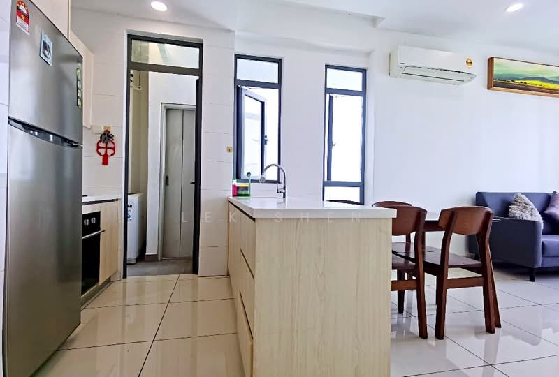 Condominium for Rent at Vivo Residential Suites - Lek Shen - Kitchen - PropertyGuru.com.my