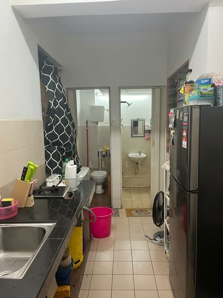 Impian Seri Setia Apartment untuk Untuk Dijual - RM 180,000, Mac 2026 - Kitchen - PropertyGuru.com.my
