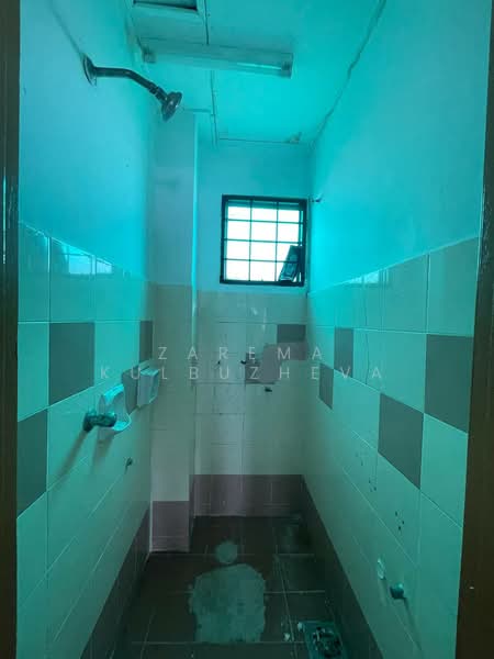 2-storey Terraced House for Sale in Kajang (Selangor) - Zarema Kulbuzheva - Bathroom - PropertyGuru.com.my
