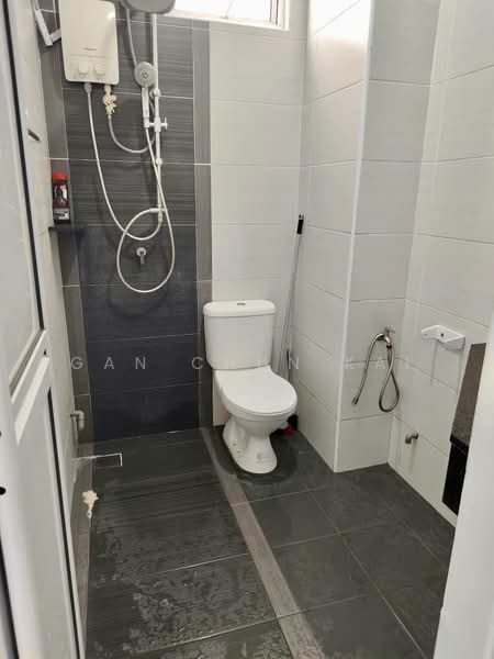 The Oasis untuk Untuk Disewa - RM 2,000 /bulan, Mac 2026 - Bathroom - PropertyGuru.com.my