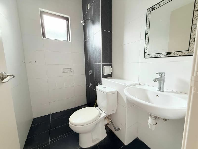 Cluster House for Sale in Bukit Indah (Iskandar Puteri (Nusajaya)) - Lesley Tan - Bathroom - PropertyGuru.com.my