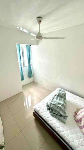 The Stone untuk Untuk Disewa - RM 1,300 /bulan, Mac 2026 - Bedroom - PropertyGuru.com.my