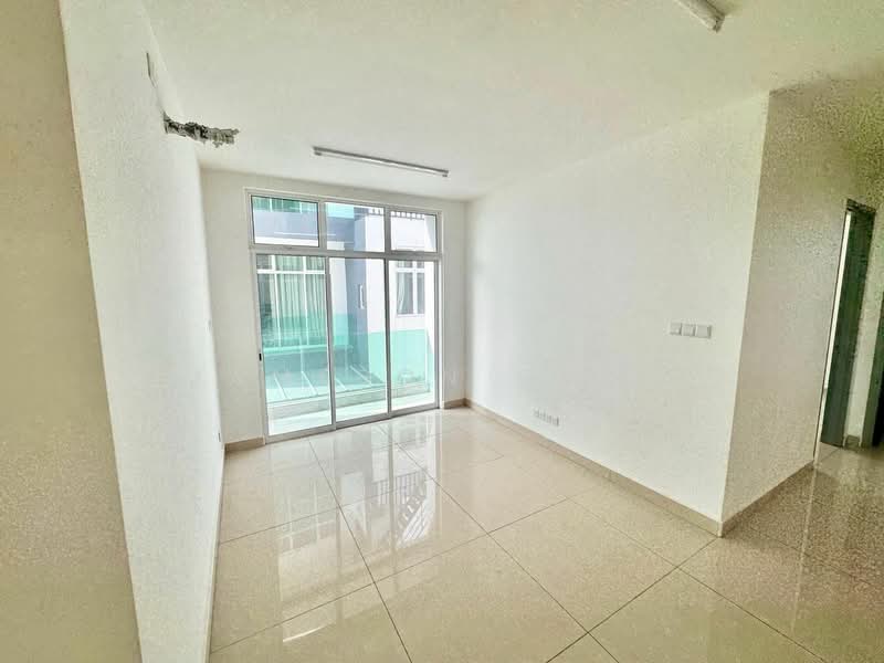 Cluster House for Sale in Skudai (Johor) - Jameson Choo - Living Room - PropertyGuru.com.my