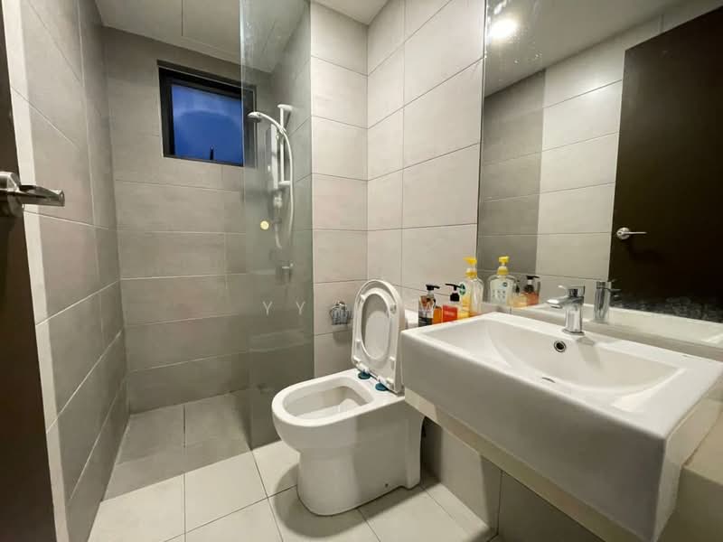 Condominium for Rent at TRI PINNACLE - YY Law - Bathroom - PropertyGuru.com.my