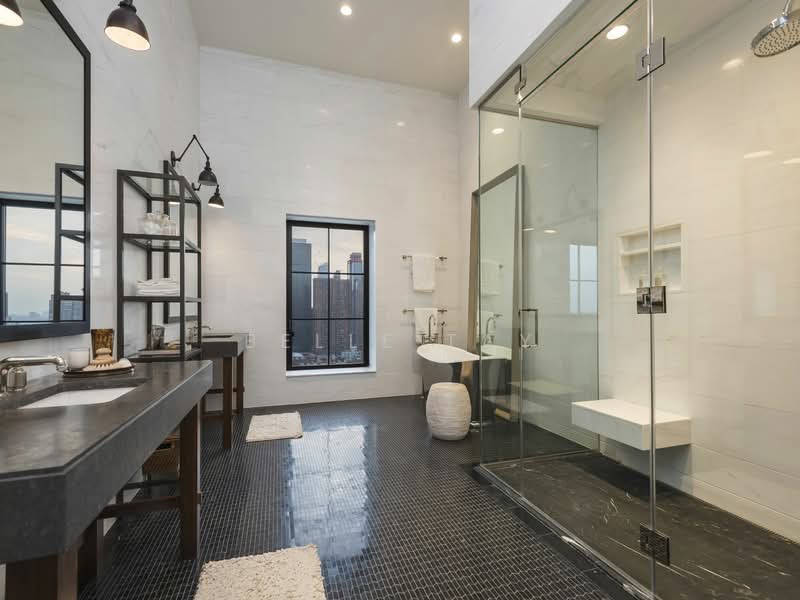 Terraced House for Sale in Mont Kiara (Kuala Lumpur) - Belle Tay - Bathroom - PropertyGuru.com.my