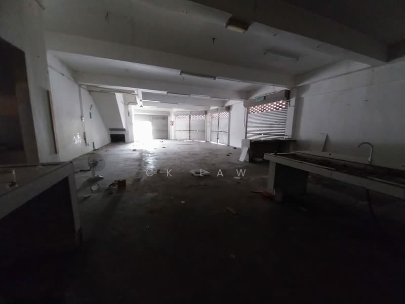 CORNER LOT | MAIN ROAD FRONTAGE | RARE UNIT | GROUND FLOOR | BANDAR TASIK KESUMA untuk Untuk Disewa - RM 5,000 /bulan, Mac 2026 - Interior - PropertyGuru.com.my