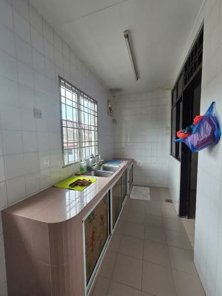 1-storey Terraced House for Rent in Taman Puteri Wangsa (Ulu Tiram) - Huily Woon - Kitchen - PropertyGuru.com.my