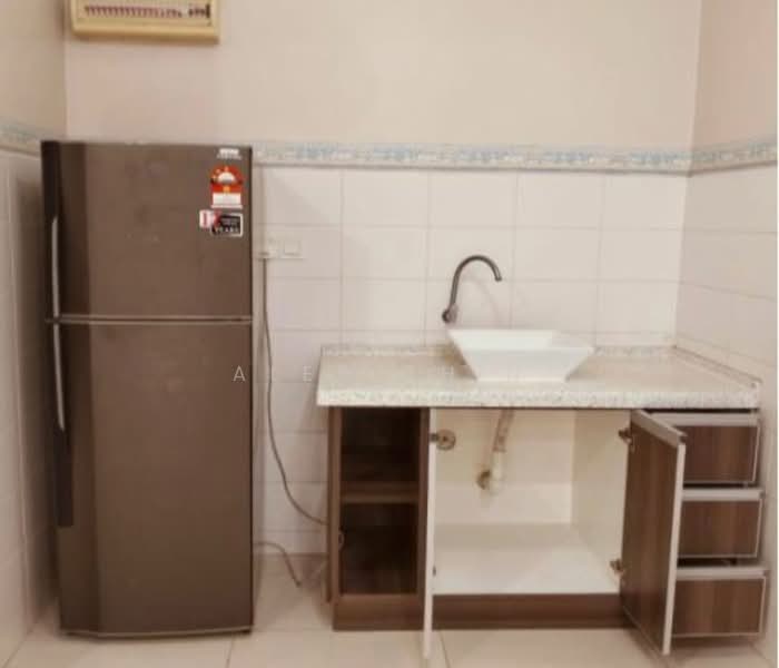 Condominium for Rent at The Z Residence - Alex Chin - Kitchen - PropertyGuru.com.my