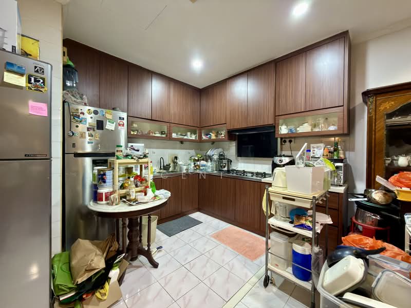 Townhouse for Sale in Country Heights (Kajang) - Vincent Tai - Kitchen - PropertyGuru.com.my