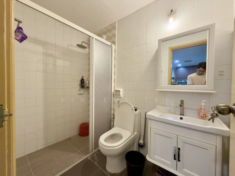 Townhouse for Sale in Country Heights (Kajang) - Vincent Tai - Bathroom - PropertyGuru.com.my