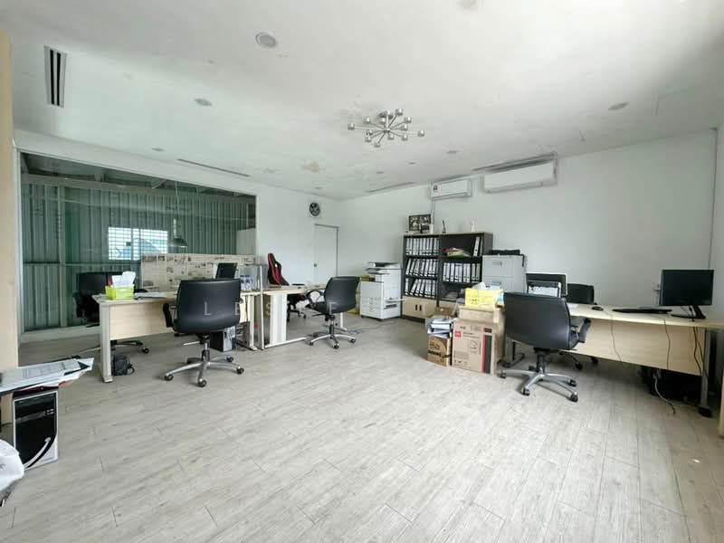 Factory for Rent in Taman Tan Sri Yaacob (Johor Bahru) - Lesley Tan - Interior - PropertyGuru.com.my