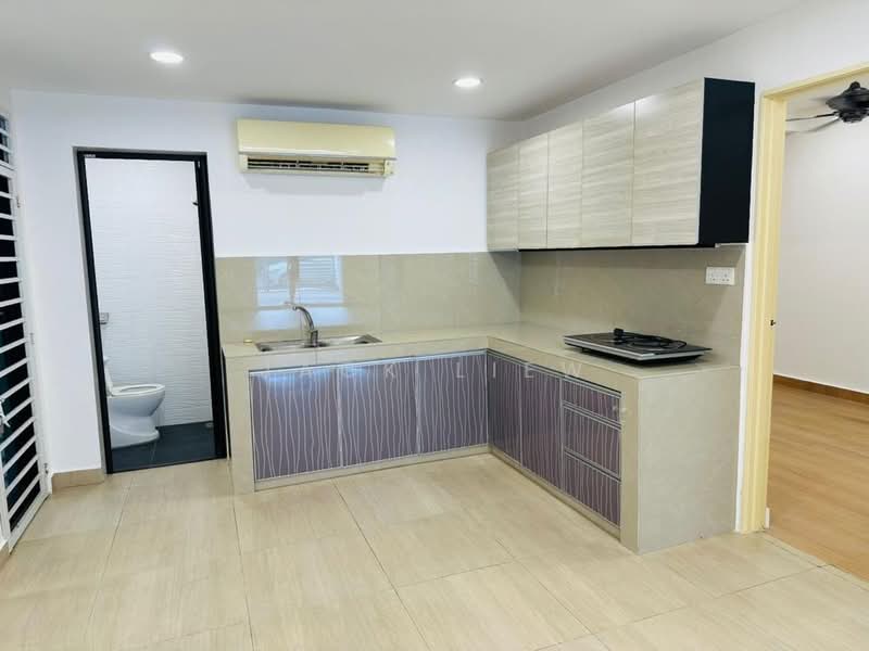 Untuk Disewa - Taman Pelangi