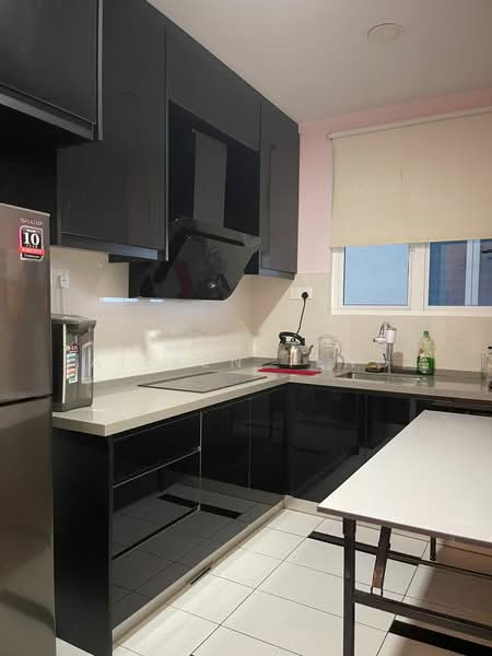 Skypod Residence untuk Untuk Disewa - RM 1,800 /bulan, Mac 2026 - Kitchen - PropertyGuru.com.my
