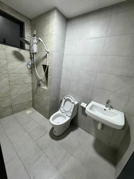 The Holmes 2 untuk Untuk Disewa - RM 1,700 /bulan, Mac 2026 - Bathroom - PropertyGuru.com.my