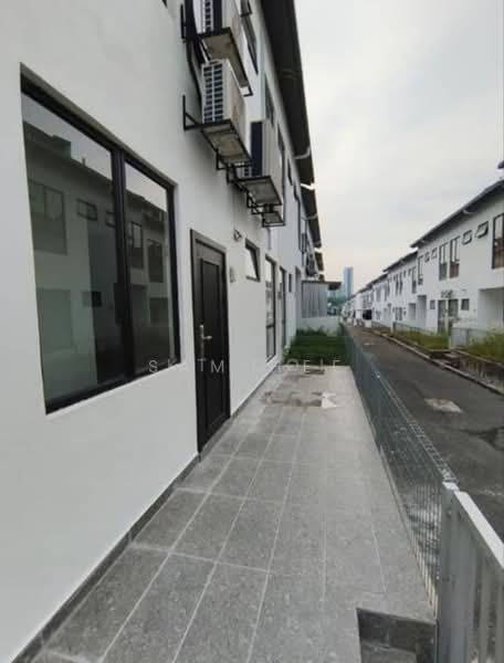 Rumah Teres 2 Tingkat untuk Dijual di Kajang (Selangor) - Sam Hee - Exterior - PropertyGuru.com.my
