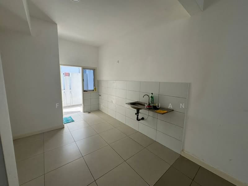Terraced House for Sale in Kota Emerald (Rawang) - Foo Kok Kuan - Kitchen - PropertyGuru.com.my