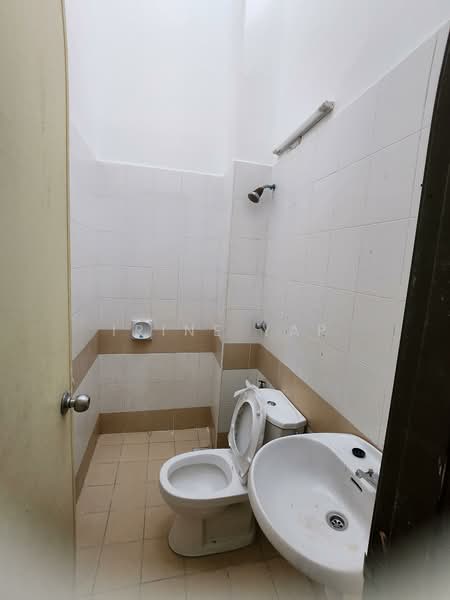 2-storey Terraced House for Sale in Ampang Saujana (Ampang) - Irine Yap - Bathroom - PropertyGuru.com.my