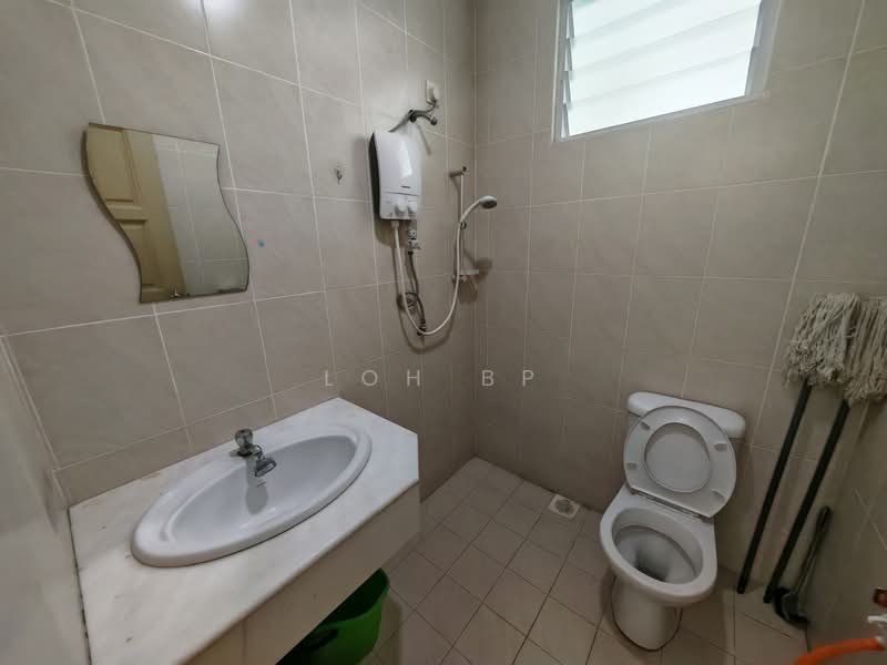 Desa Airmas Condominium untuk Untuk Disewa - RM 1,600 /bulan, Mac 2026 - Bathroom - PropertyGuru.com.my