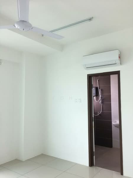 Berjaya Condominium untuk Untuk Disewa - RM 1,400 /bulan, Mac 2026 - Interior - PropertyGuru.com.my