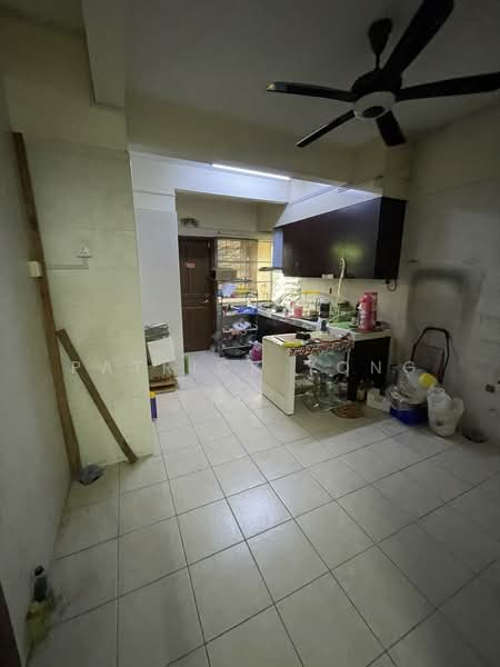2-storey Terraced House for Sale in Putra Heights (Subang Jaya) - Patrick Yong - Kitchen - PropertyGuru.com.my