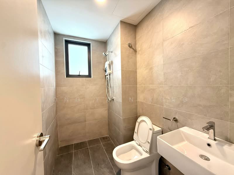 Service Residence for Rent at SUNSURIA FORUM SERVICED APARTMENT - Wong Yuan Kong - Bathroom - PropertyGuru.com.my
