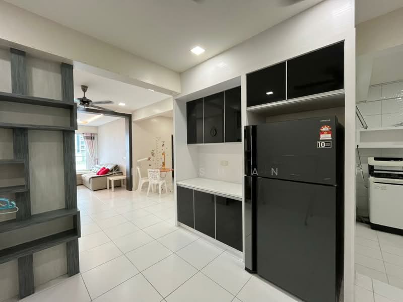 Elit Heights @ Bayan City untuk Untuk Disewa - RM 2,600 /bulan, Mac 2026 - Living Room - PropertyGuru.com.my