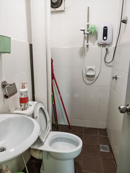 Pinang Laguna untuk Untuk Disewa - RM 1,500 /bulan, Mac 2026 - Bathroom - PropertyGuru.com.my