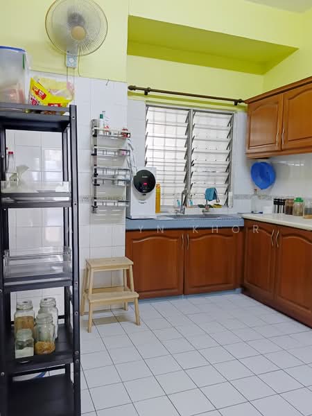 2-storey Terraced House for Sale in Shah Alam (Selangor) - Marilyn Khor - Kitchen - PropertyGuru.com.my