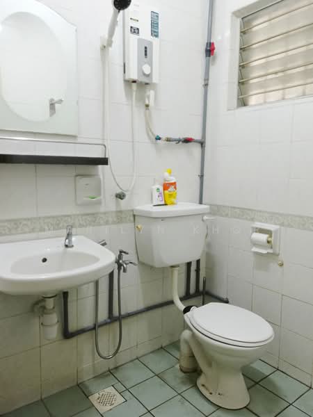 2-storey Terraced House for Sale in Shah Alam (Selangor) - Marilyn Khor - Bathroom - PropertyGuru.com.my