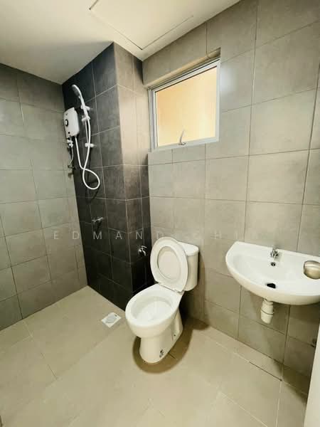 Residensi Sateria untuk Untuk Disewa - RM 1,400 /bulan, Mac 2026 - Bathroom - PropertyGuru.com.my