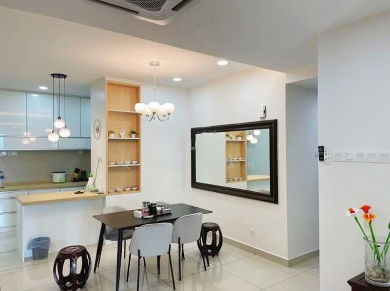 Service Residence for Sale at Twin Tower Residence - Ryan Tan - Dining Room - PropertyGuru.com.my