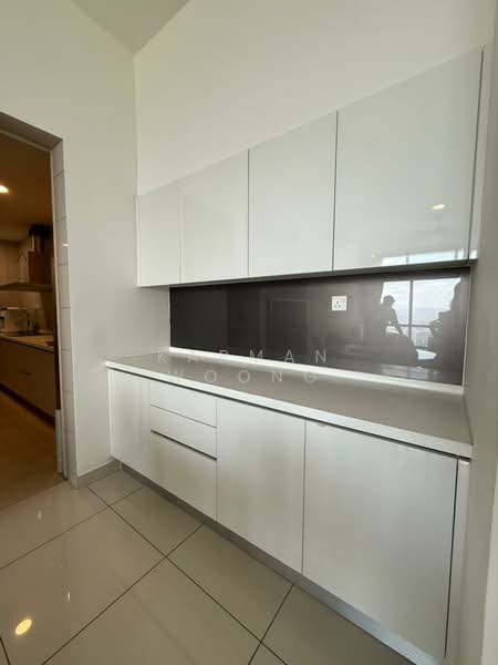 The Park Sky Residence untuk Untuk Disewa - RM 4,450 /bulan, Apr 2026 - Kitchen - PropertyGuru.com.my