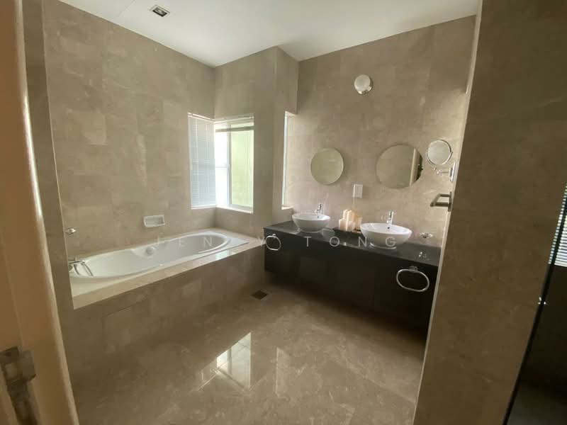 Bungalow House for Rent in Valencia (Sungai Buloh) - Jenny Tong - Bathroom - PropertyGuru.com.my