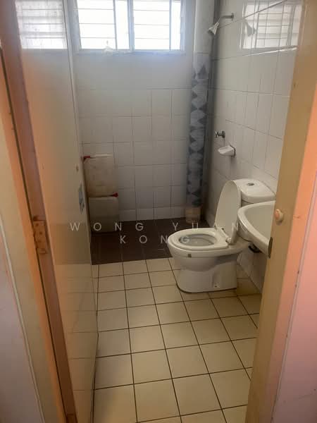 Apartment for Rent at Seri Jati - Wong Yuan Kong - Bathroom - PropertyGuru.com.my