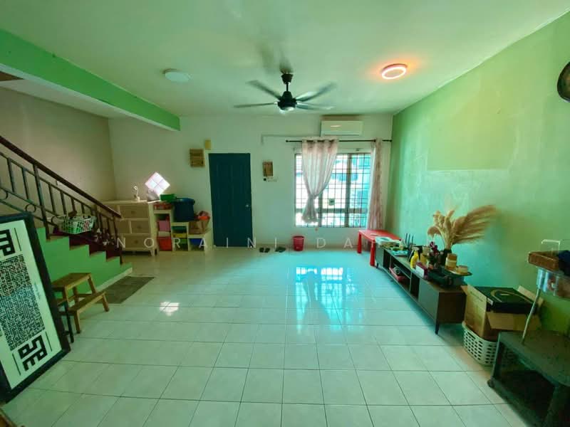 Bandar Botanic Klang untuk Untuk Dijual - RM 560,000, Mac 2026 - Living Room - PropertyGuru.com.my