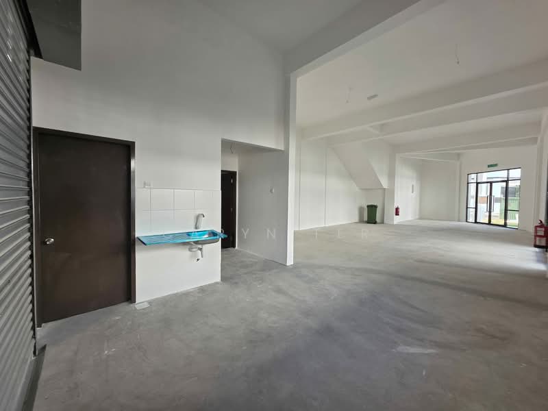 Shop for Rent in Taman Kota Masai (Pasir Gudang) - Caryn Ter - Interior - PropertyGuru.com.my