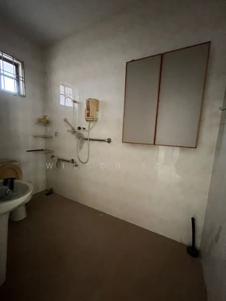 Taman Majidee untuk Untuk Dijual - RM 2,100,000, Mac 2026 - Bathroom - PropertyGuru.com.my