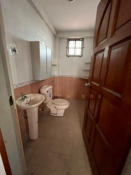Taman Majidee untuk Untuk Dijual - RM 2,100,000, Mac 2026 - Bathroom - PropertyGuru.com.my