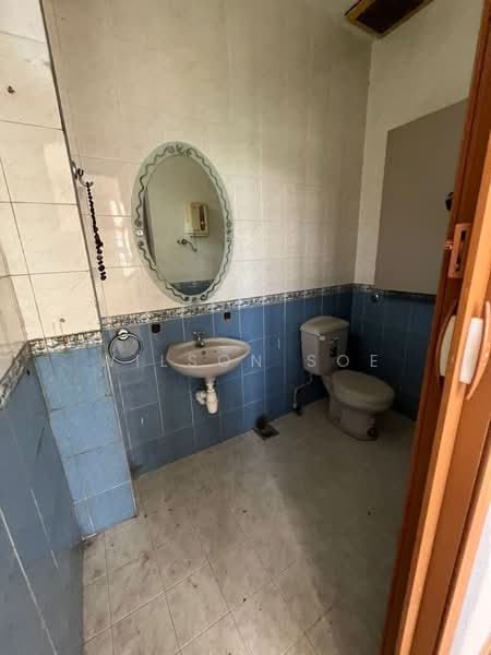 Taman Majidee untuk Untuk Dijual - RM 2,100,000, Mac 2026 - Bathroom - PropertyGuru.com.my